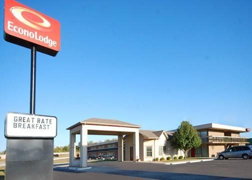 Econo Hotel